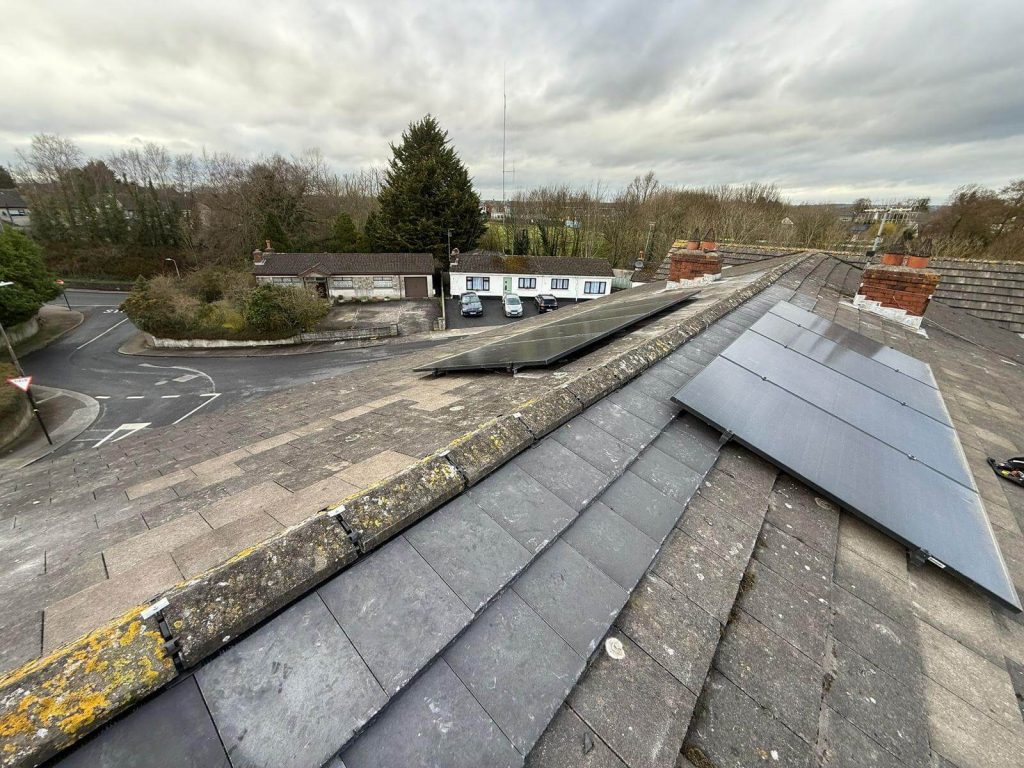 roof tile replacement